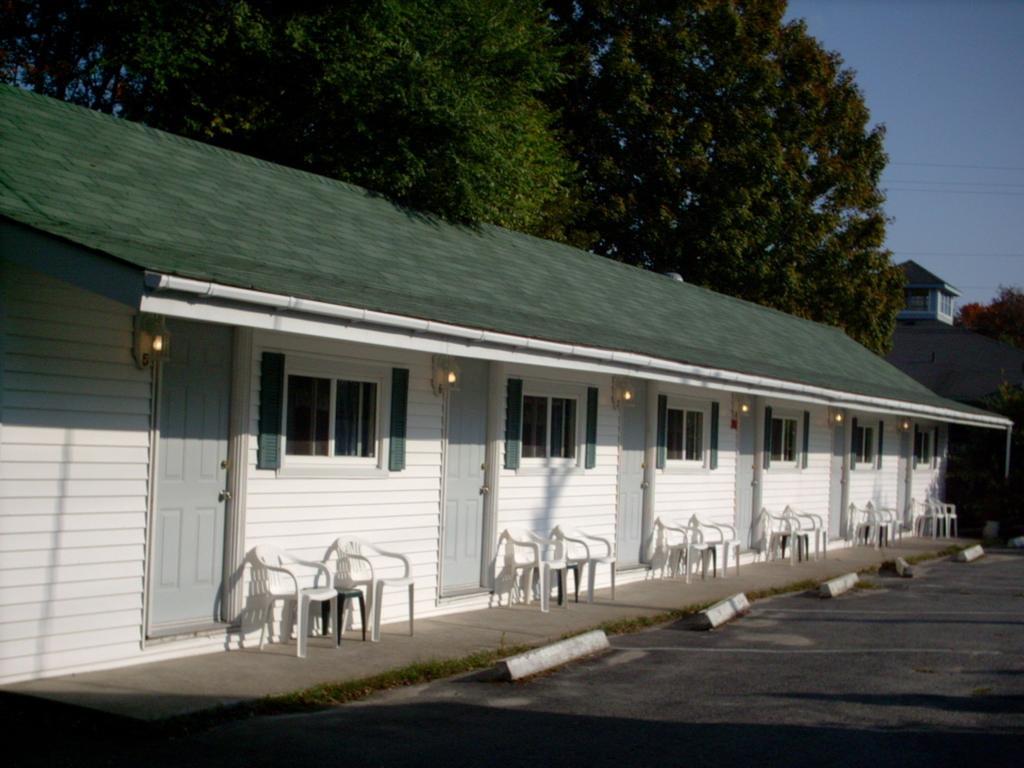 Mackenzie Motel & Cottages Shelburne Extérieur photo