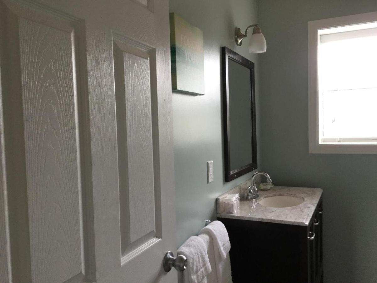 Mackenzie Motel & Cottages Shelburne Extérieur photo