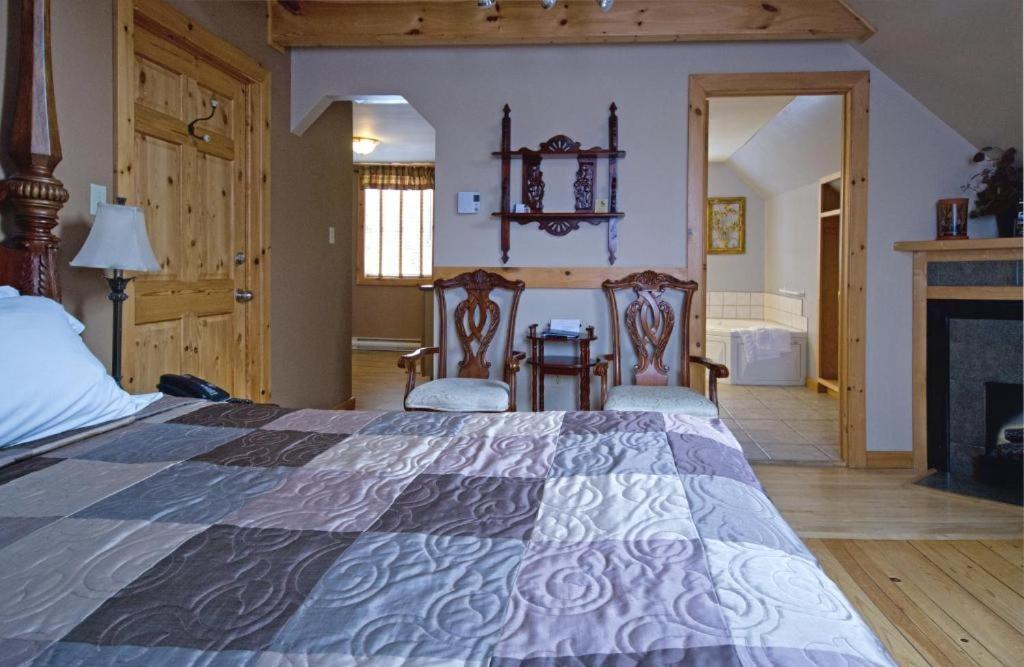 Mackenzie Motel & Cottages Shelburne Extérieur photo