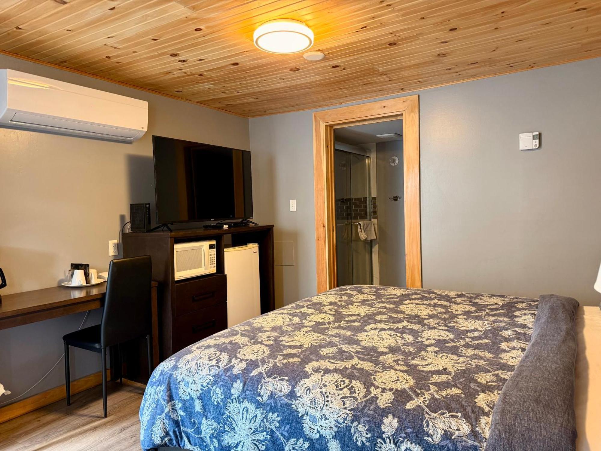 Mackenzie Motel & Cottages Shelburne Extérieur photo
