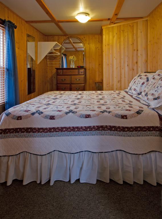 Mackenzie Motel & Cottages Shelburne Extérieur photo